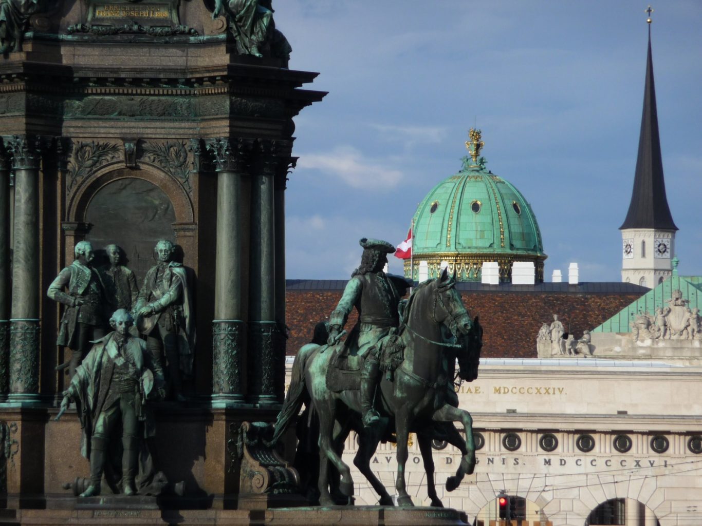 Maria Theresien Denkmal, Michaelerkuppel, Michaelerkirche Michaelerkuppel, Augustinerkirche